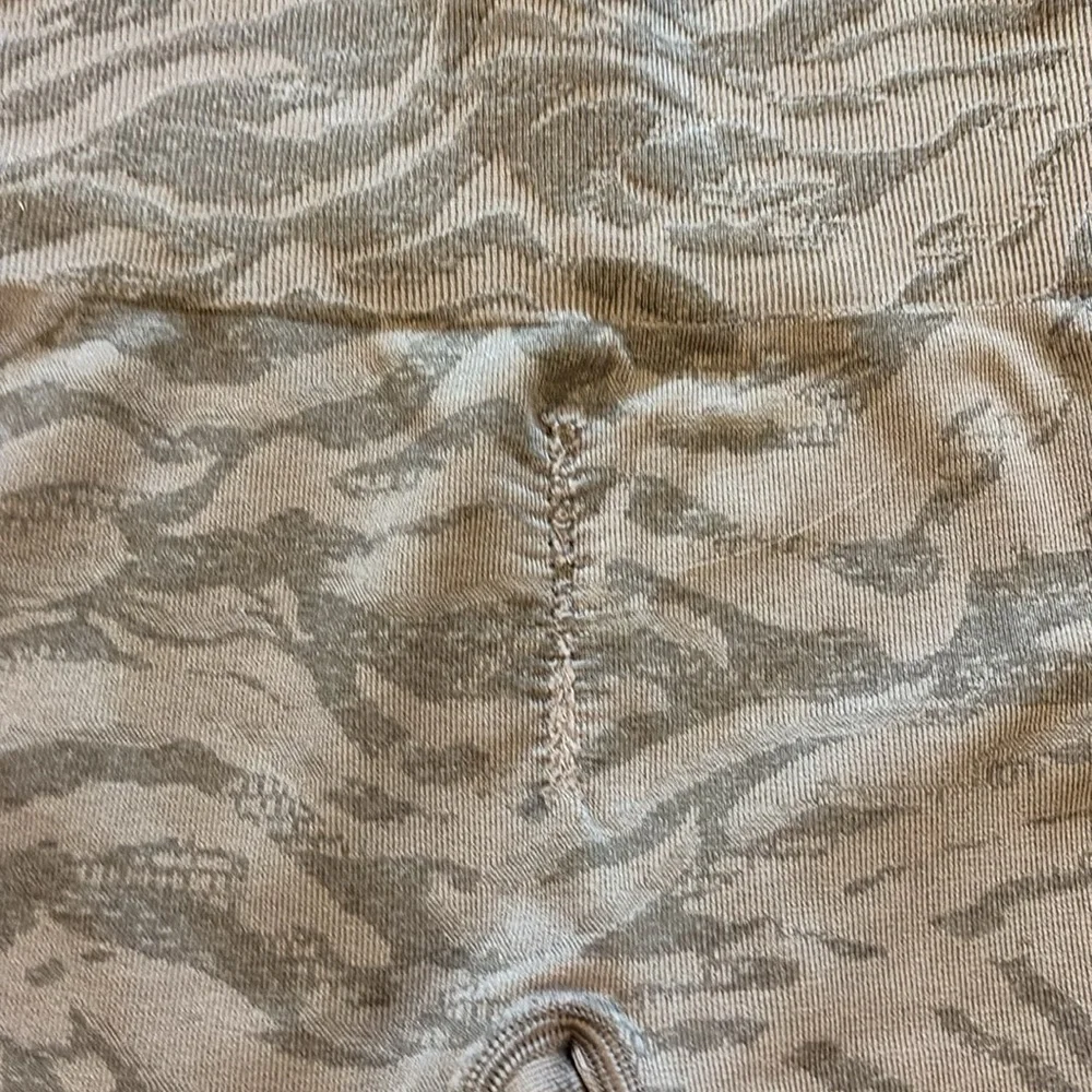 Gymshark size XS leggings - Picture 8 of 8